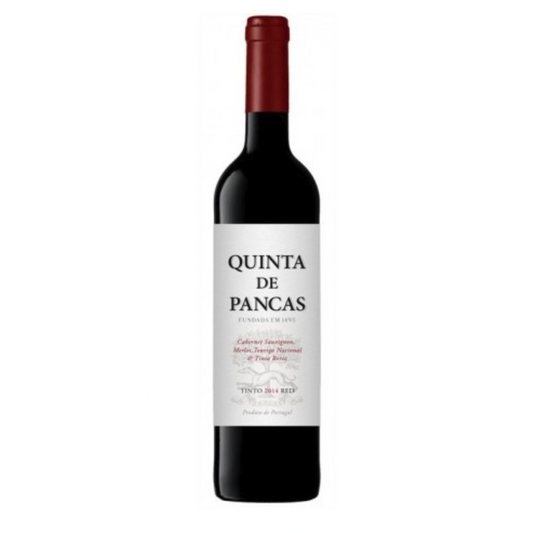 Red wine bottle with 'Quinta de Pancas' label on a white background